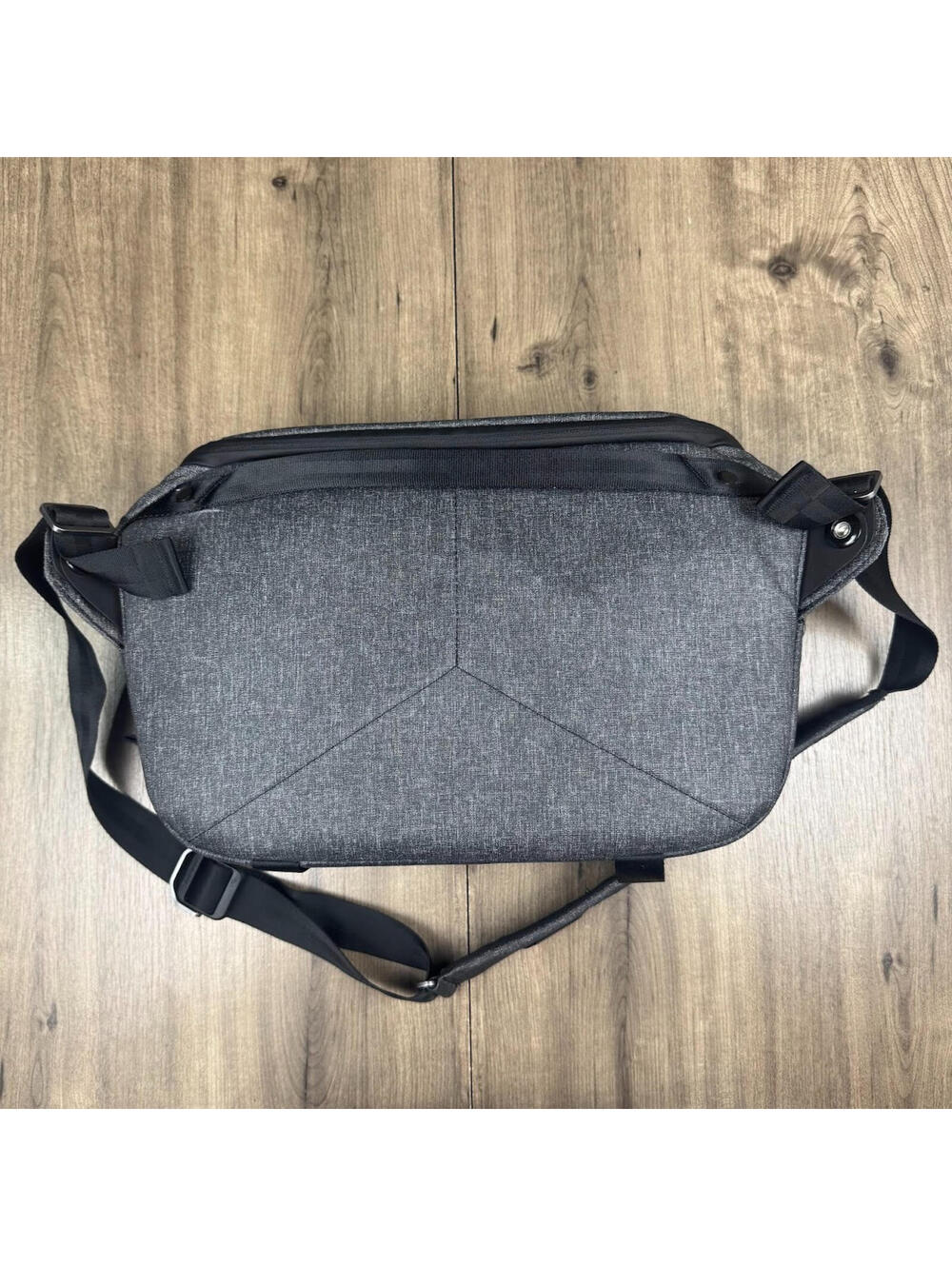 Peak Design Everyday Sling 10L Camera Bag With Dividers, Gray NWOT - Picture 3 of 5